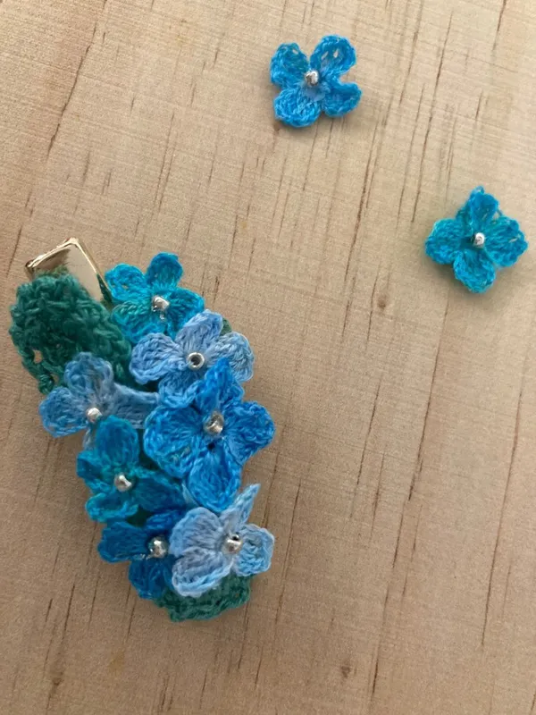 【手作飾品系列】 鉤針編織  滿滿紫陽花髮夾